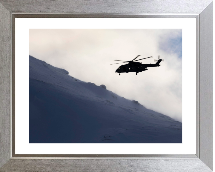 Merlin Helicopter Silhouette Photo Print - Royal Navy Aircraft Hampshire Prints 10 x 8 Silver Frame Yes