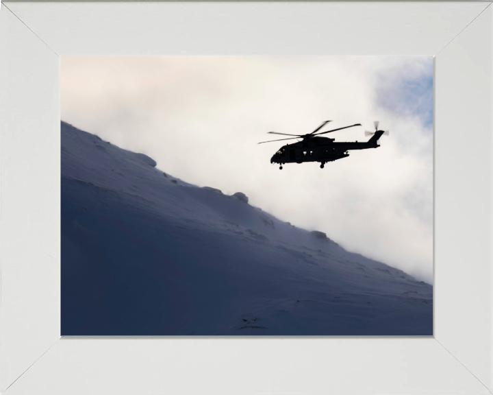 Merlin Helicopter Silhouette Photo Print - Royal Navy Aircraft Hampshire Prints 10 x 8 White Frame No