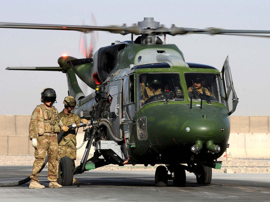 British Army AAC Lynx Mk 9A Refuelling Bastion October 2011