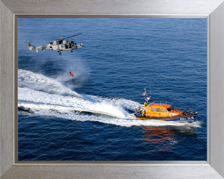 Wildcat Helicopter Winch Training Photo Print - Royal Navy Aircraft Hampshire Prints 10 x 8 Silver Frame No