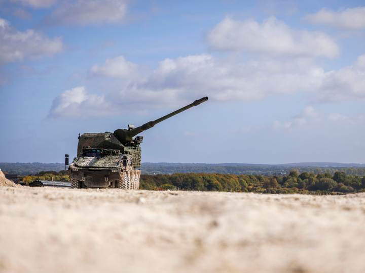 Boxer RCH 155 artillery variant Vehicle Photo Print - British Army Vehicle Hampshire Prints 6 x 4 No Frame No