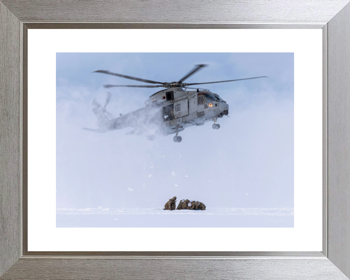 Merlin Helicopter Snow Landing Photo Print - Royal Navy Aircraft Hampshire Prints 10 x 8 Silver Frame Yes