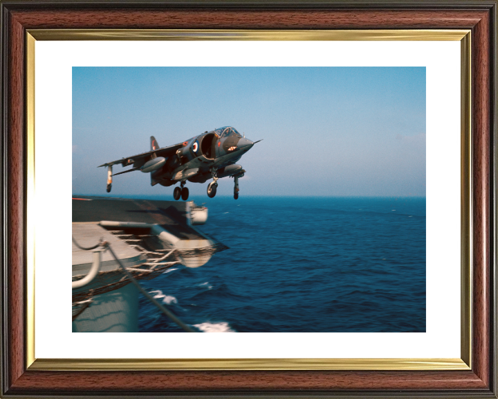 Harrier FA2 GR1 Aircraft Carrier Takeoff Photo Print - Royal Navy Aircraft Hampshire Prints 10 x 8 Classic Frame Yes