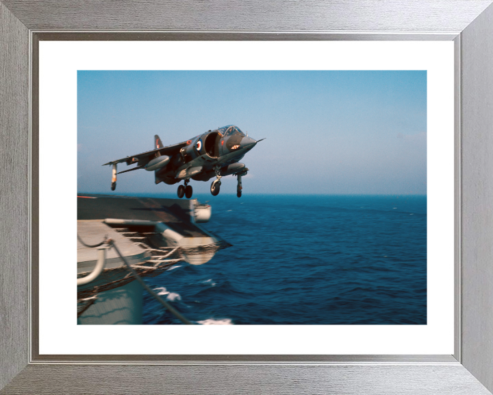 Harrier FA2 GR1 Aircraft Carrier Takeoff Photo Print - Royal Navy Aircraft Hampshire Prints 10 x 8 Silver Frame Yes