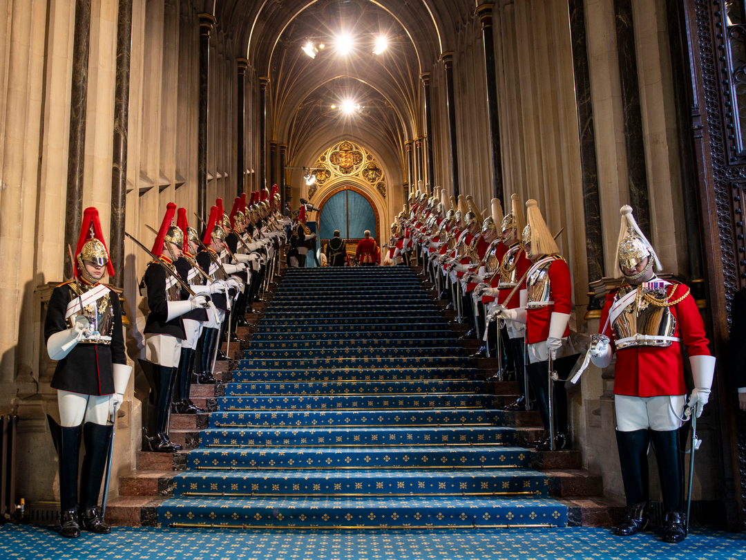 British Army Household Cavalry lining the steps of the house of Lords Photo Print Wall Art Military Decor Posters, Prints, & Visual Artwork Hampshire Prints 6 x 4 No Frame No