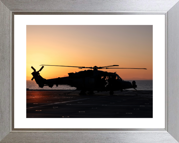 Wildcat Helicopter Silhouette at Sunset Photo Print - Royal Navy Aircraft Hampshire Prints 10 x 8 Silver Frame Yes