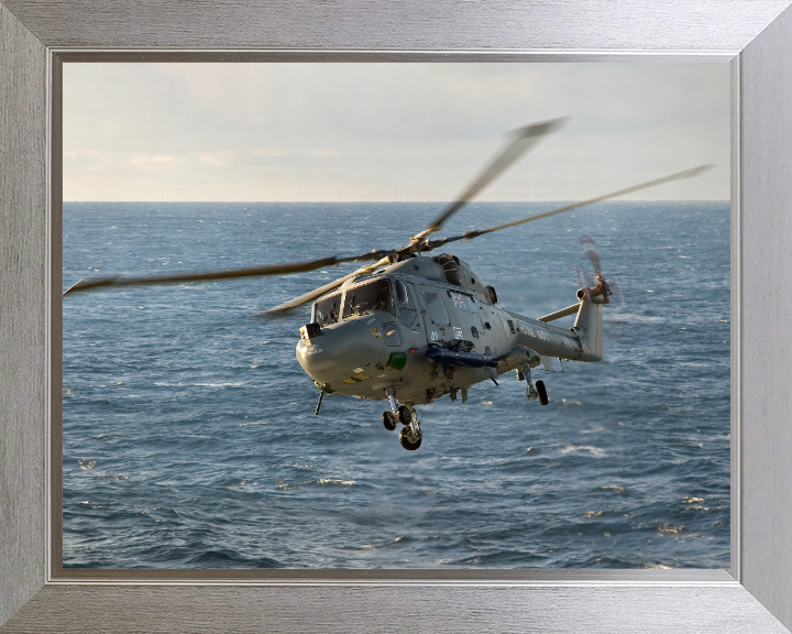 Royal Navy Lynx Mk 8 Helicopter in flight | Photo Print | Military | Aircraft | Royal Navy | Wall Art | Home Decor | NAS | Aviation | Forces Hampshire Prints