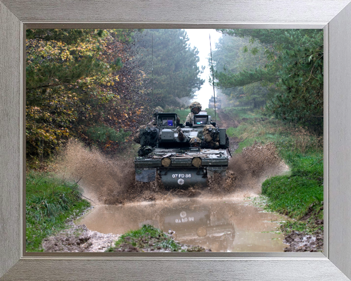Scimitar Vehicle on tracks Photo Print - British Army Vehicle Hampshire Prints 10 x 8 Silver Frame No