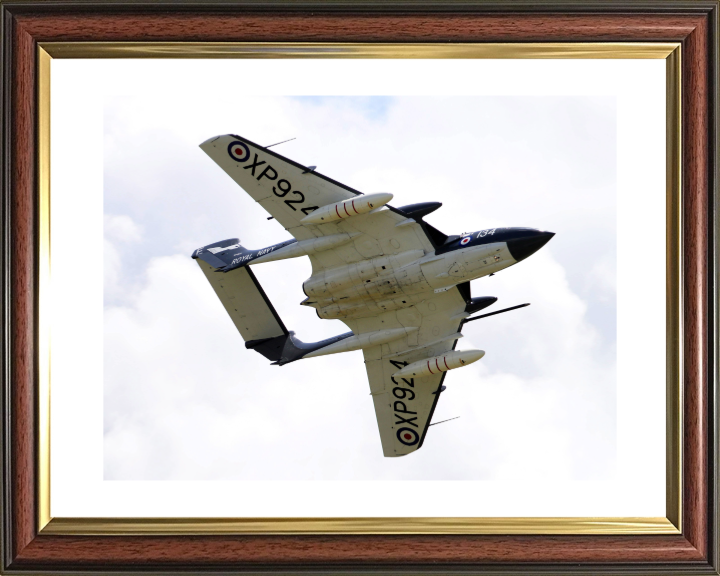 DeHavilland Sea Vixen in Flight Photo Print - Royal Navy Aircraft Hampshire Prints 10 x 8 Classic Frame Yes