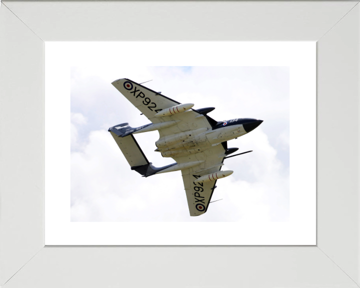 DeHavilland Sea Vixen in Flight Photo Print - Royal Navy Aircraft Hampshire Prints 10 x 8 White Frame Yes