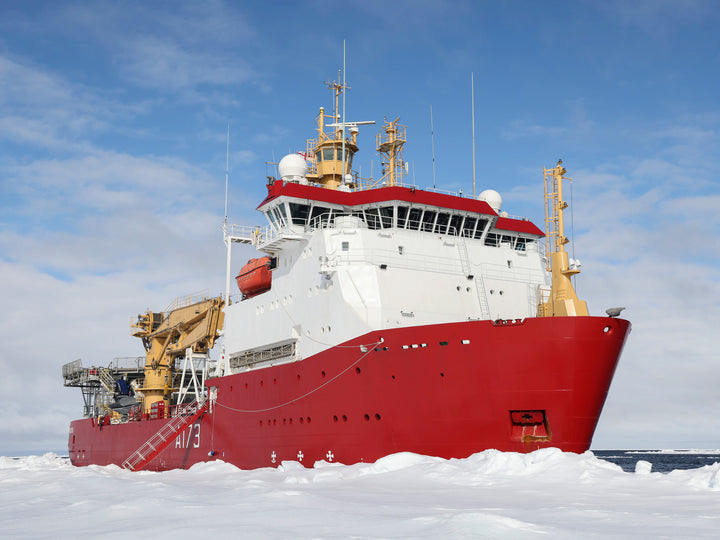 HMS Protector (A173) Photo Print - Surrounded by Ice - Royal Navy Ice Patrol Vessel Hampshire Prints 6 x 4 No Frame No