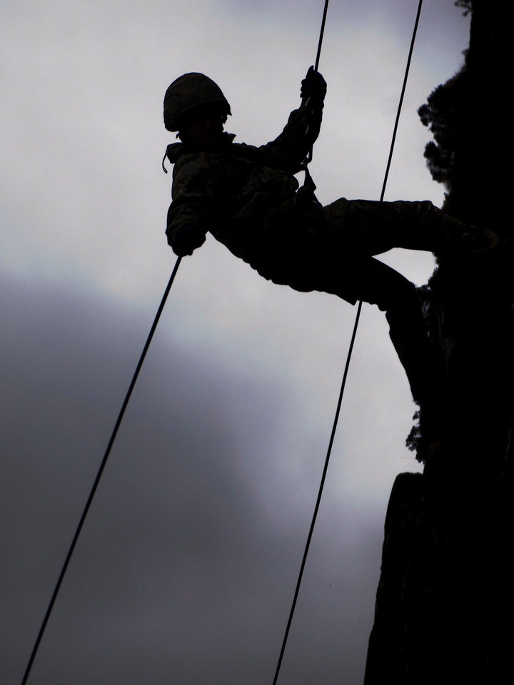 Royal Marine Commando Abseiling silhouette Photo Print - 45 Commando Hampshire Prints 6 x 4 No Frame No