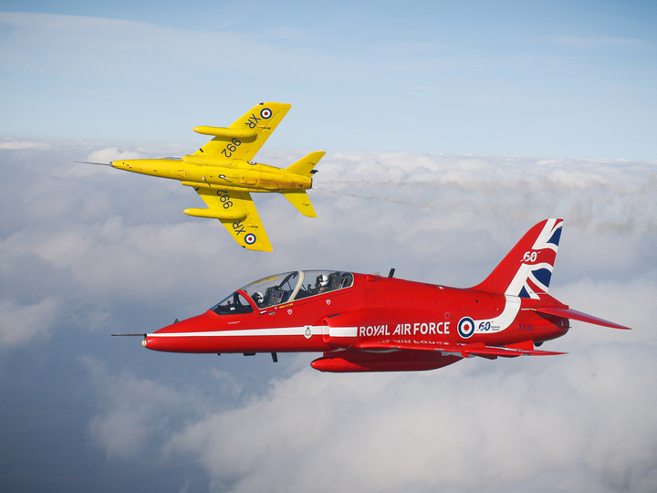 RAF Folland Gnat and Hawk Jet Photo Print Royal Air Force Aircraft Red Arrows Wall Art Aviation Decor UK Posters, Prints, & Visual Artwork Hampshire Prints 6 x 4 No Frame No