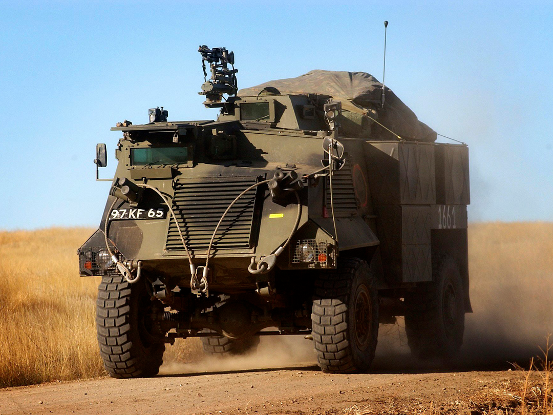 Saxon Armoured Personnel Vehicle Photo Print - British Army Vehicle Hampshire Prints 6 x 4 No Frame No