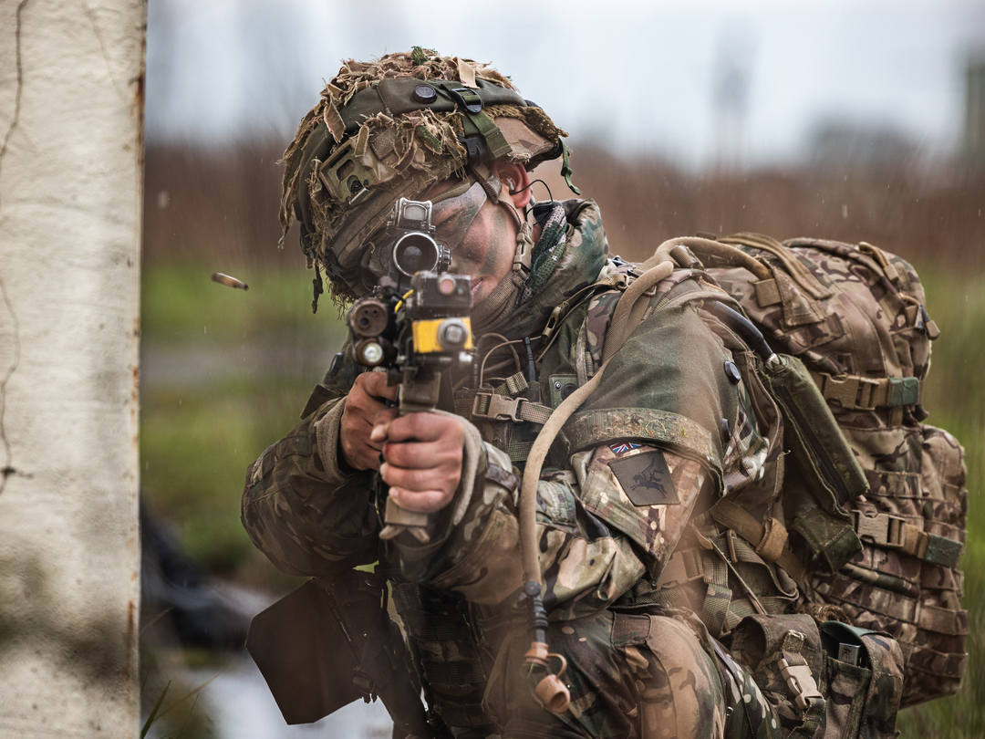 Gurkha Soldier Firing during exercise Photo Print - British Army Hampshire Prints 6 x 4 No Frame No