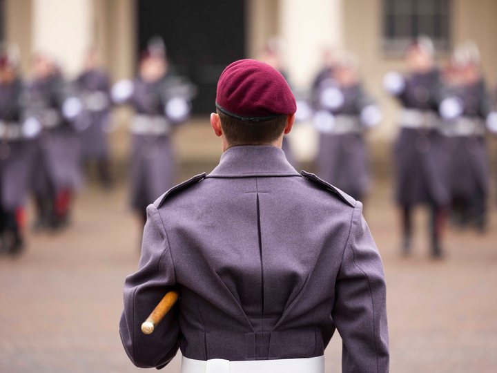 British Army Parachute regiment on parade Photo Print Wall Art Military Decor Poster Posters, Prints, & Visual Artwork Hampshire Prints 6 x 4 No Frame No
