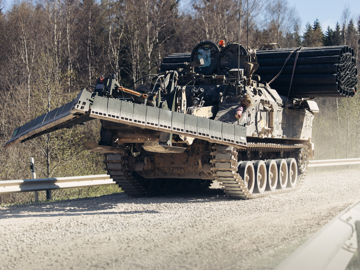 Terrier Armoured Digger Photo Print - British Army Vehicle Posters, Prints, & Visual Artwork Hampshire Prints 6 x 4 No Frame No