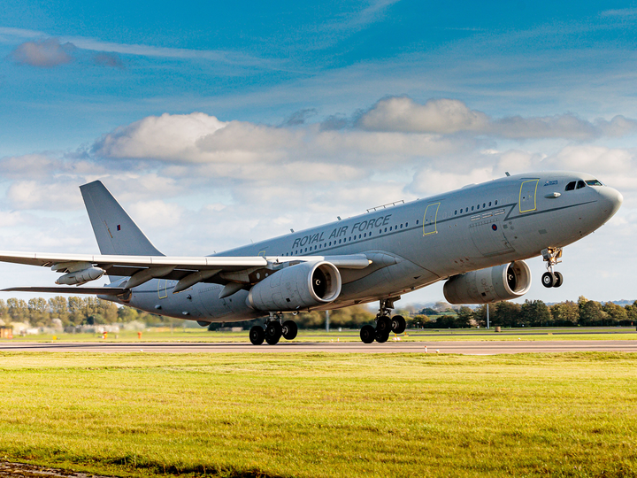 RAF Voyager aircraft Taking off Photo Print - Royal Air Force Aircraft Hampshire Prints 6 x 4 No Frame No