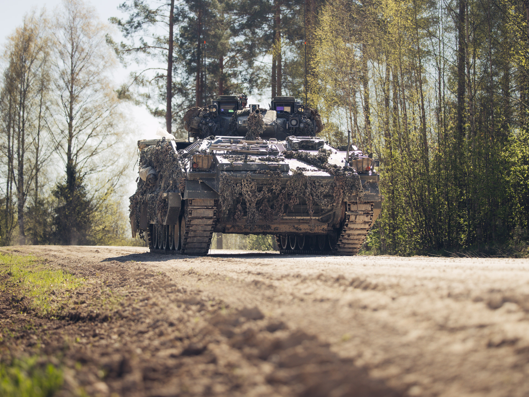 Warrior Infantry Fighting Vehicle Low View Photo Print - British Army Vehicle Hampshire Prints 6 x 4 No Frame No