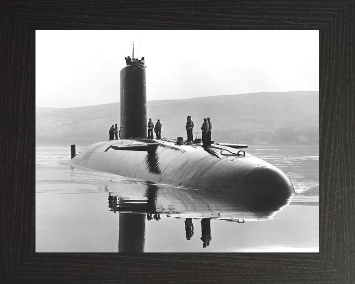 HMS Warspite S103 Valiant Class Submarine Devonport Photo Print - Posters, Prints, & Visual Artwork - by Hampshire Prints (image 3 of 9)