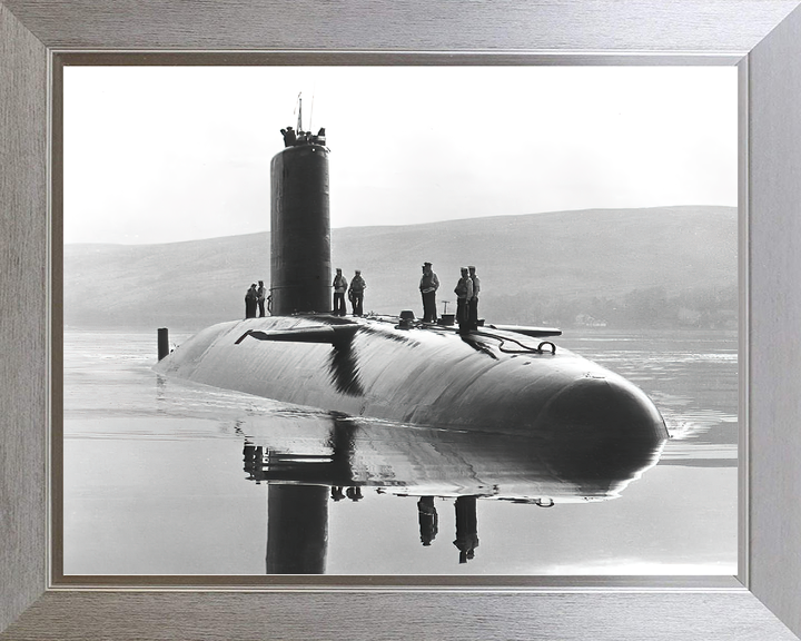 HMS Warspite S103 Valiant Class Submarine Devonport Photo Print - Posters, Prints, & Visual Artwork - by Hampshire Prints (image 7 of 9)