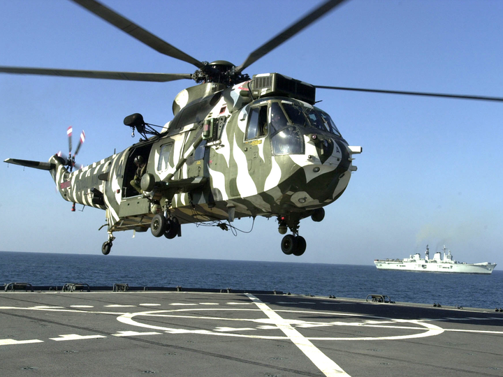 Sea King Mk6 Helicopter from HMS Illustrious Photo Print - Royal Navy Aircraft Hampshire Prints 6 x 4 No Frame No
