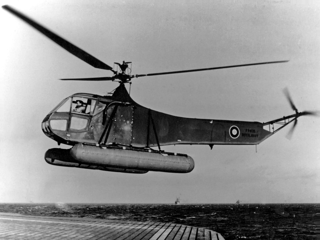 A Sikorsky R-4 Helicopter Landing on MV Daghestan Photo Print - Royal Navy Aircraft Hampshire Prints 6 x 4 No Frame No