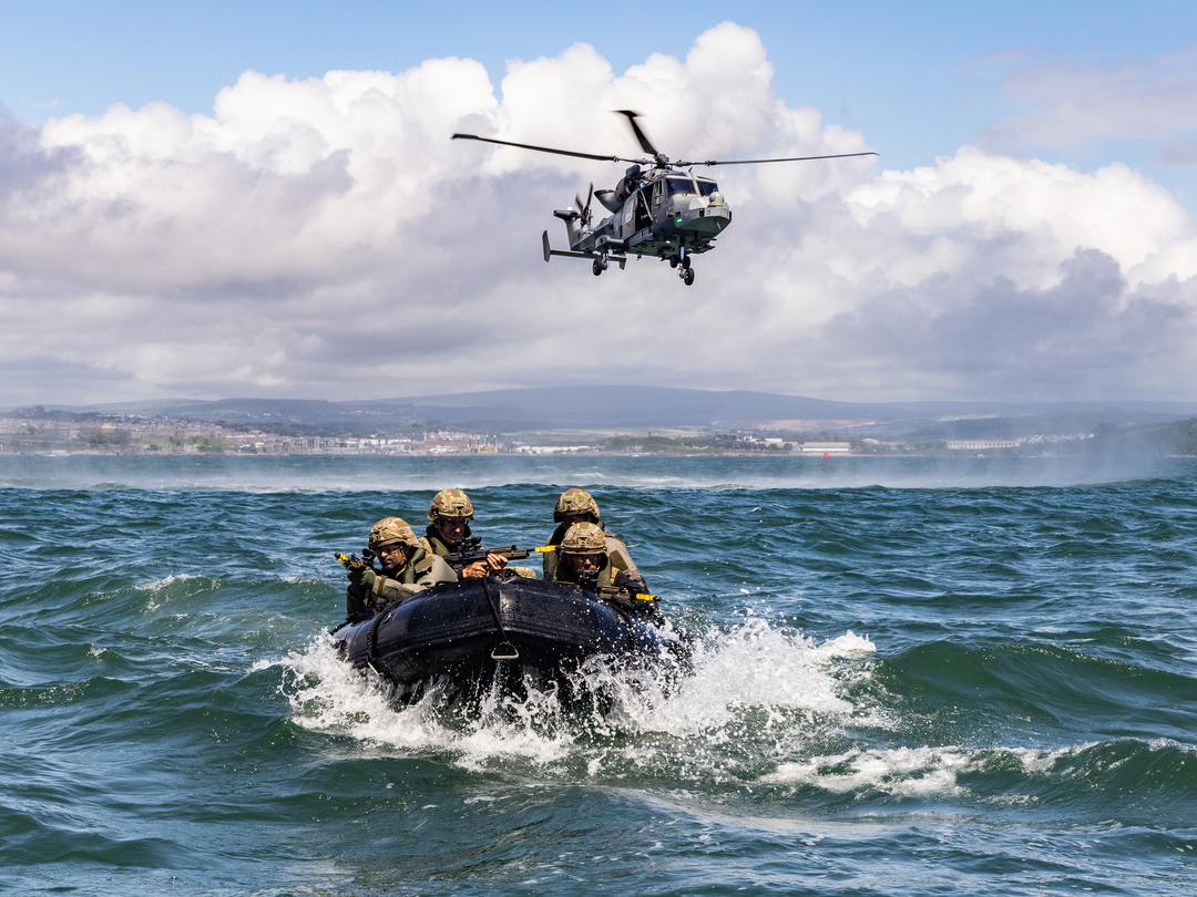 Royal Marines Commandos with Wildcat Helicopter | Photo Print | Framed Print | Military | 47 Commando | Wall Art | Decor | Photography | RM Hampshire Prints