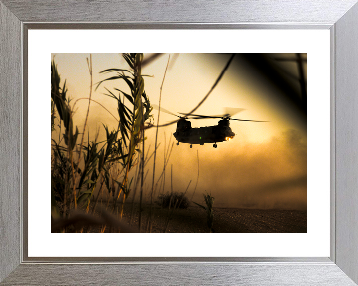 RAF Chinook Helicopter Dusty Takeoff 2010