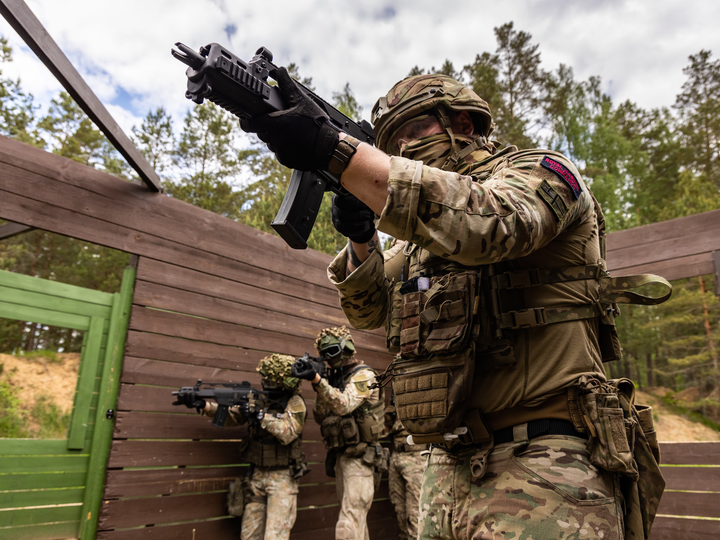 Royal Marine Commandos Battle training Photo Print - 45 Commando Posters, Prints, & Visual Artwork Hampshire Prints 6 x 4 No Frame No