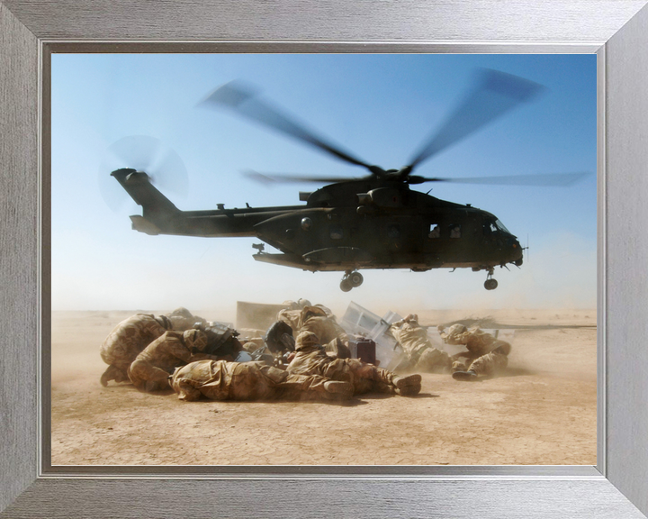 RAF Merlin HC3 Resupply Queen's Royal Lancers Iraq February 2007