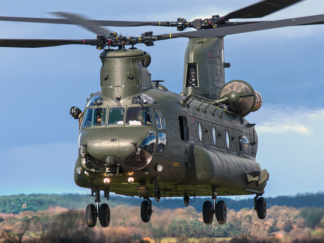 RAF Chinook HC3 Landing at Shawbury c2016