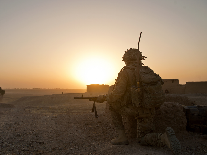 Soldiers on patrol in Afghanistan Photo Print – British Army Patrol Wall Art, Military Decor Posters, Prints, & Visual Artwork Hampshire Prints 6 x 4 No Frame No