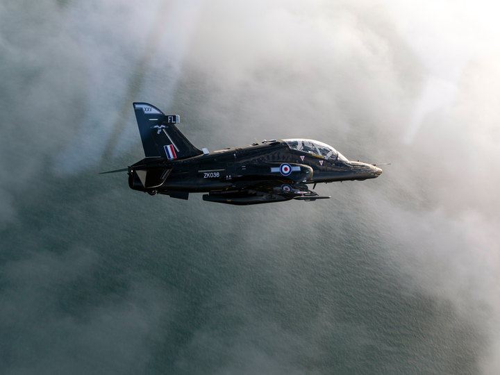 RAF Hawk T2 Jet in flight Photo Print Royal Air Force Aircraft Wall Art Aviation Decor Poster Posters, Prints, & Visual Artwork Hampshire Prints 6 x 4 No Frame No