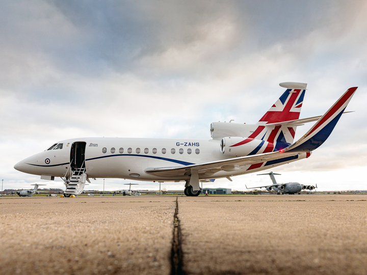 RAF Envoy IV CC Mk1 at RAF Northolt Photo Print Royal Air Force Aircraft Wall Art Aviation Decor Posters, Prints, & Visual Artwork Hampshire Prints 6 x 4 No Frame No