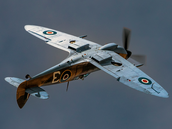 RAF Supermarine Spitfire in flight Photo Print - Royal Air Force Aircraft Posters, Prints, & Visual Artwork Hampshire Prints 6 x 4 No Frame No