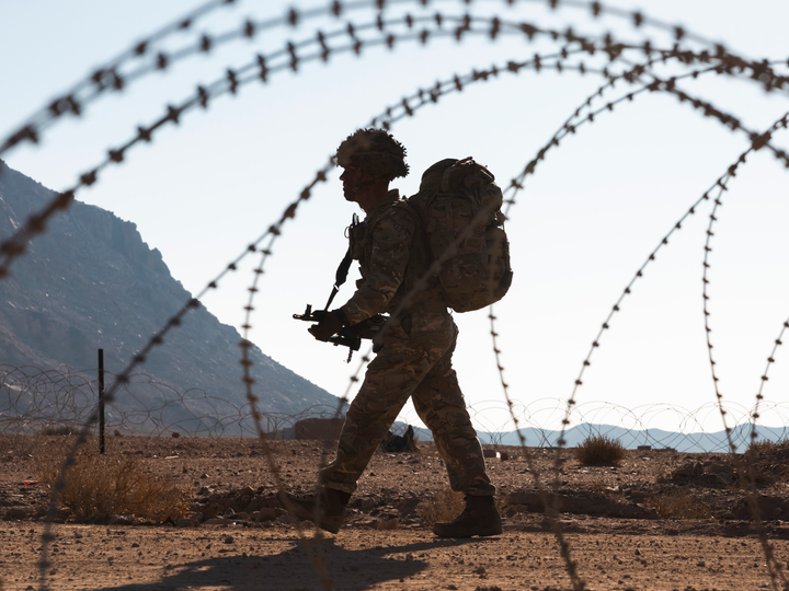 British Army Soldier behind barbed wire Photo Print Wall Art Military Decor Poster Posters, Prints, & Visual Artwork Hampshire Prints 6 x 4 No Frame No