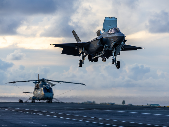 F-35B Lighting Jet Landing on a Flight Deck 2025 Photo Print - Royal Navy Aircraft Posters, Prints, & Visual Artwork Hampshire Prints 6 x 4 No Frame No