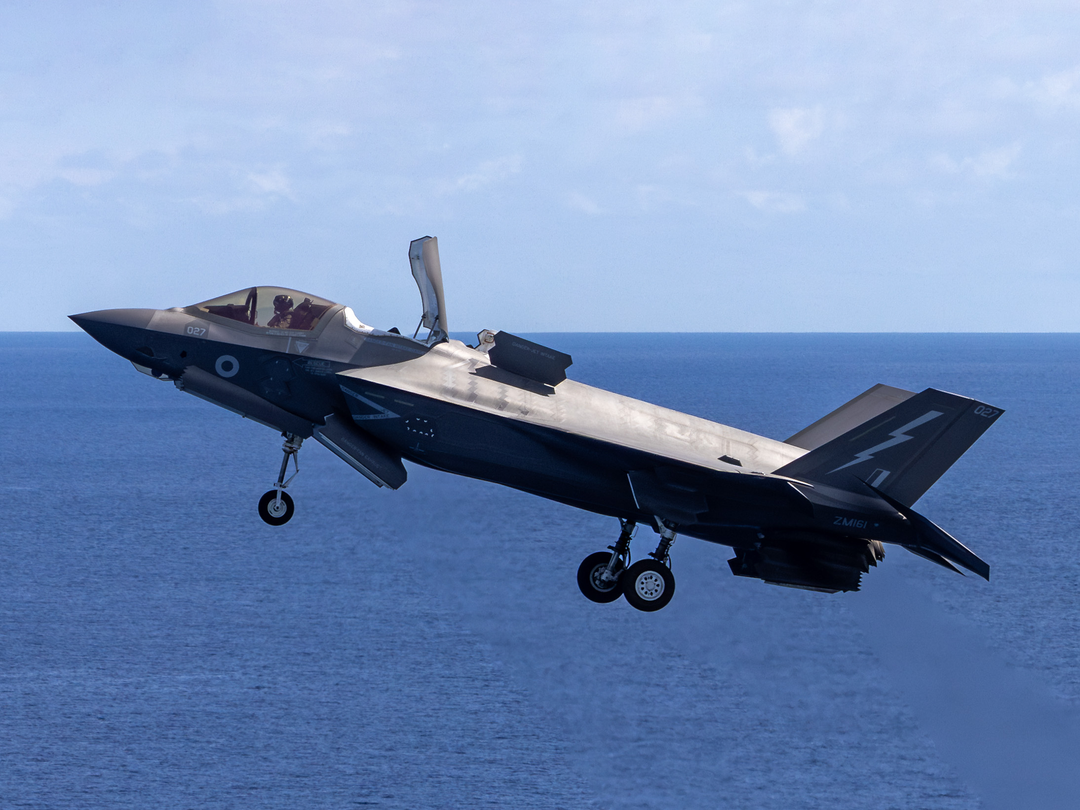 F-35B Lighting Jet Takeoff Aug 2025 Photo Print - Royal Navy Aircraft Posters, Prints, & Visual Artwork Hampshire Prints 6 x 4 No Frame No