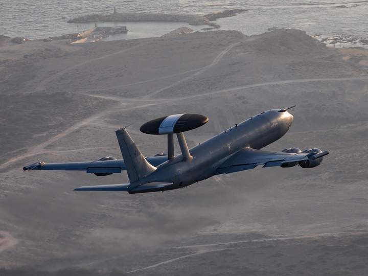 RAF Boeing E-3D Sentry AWACS Photo Print Royal Air Force Aircraft Wall Art Aviation Decor Poster Posters, Prints, & Visual Artwork Hampshire Prints 6 x 4 No Frame No