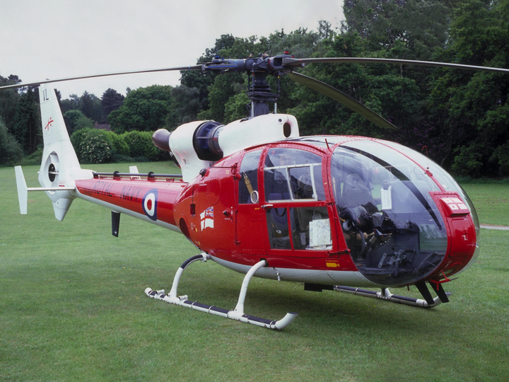 Gazelle Helicopter on the Ground Photo Print - Royal Navy Aircraft Posters, Prints, & Visual Artwork Hampshire Prints 6 x 4 No Frame No
