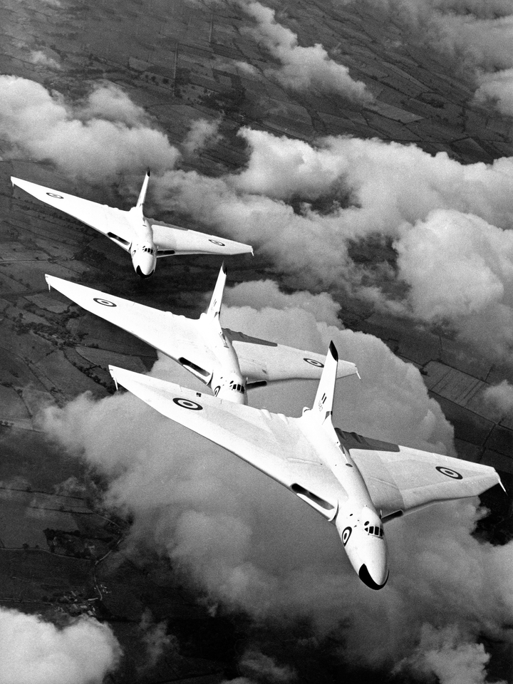 Three Avro Vulcan B1As in flight 1957 Photo Print - Royal Air Force Aircraft Hampshire Prints 6 x 4 No Frame No