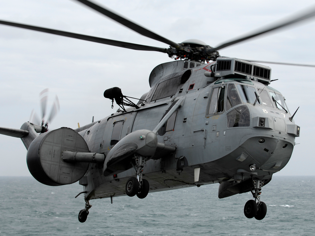 Sea King AEW 2 Helicopter in Flight 2007 Photo Print - Royal Navy Aircraft Posters, Prints, & Visual Artwork Hampshire Prints 6 x 4 No Frame No