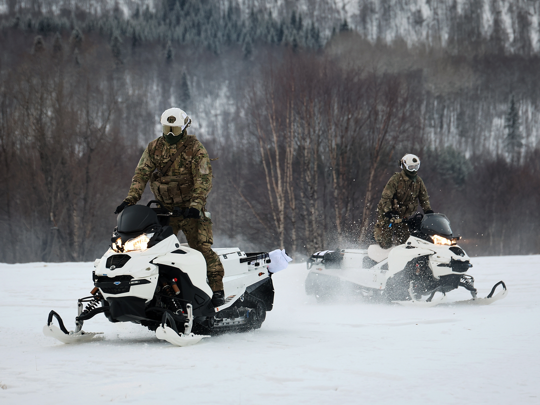 Royal Marine Commandos Ride a Snowmobile Norway 2026 Photo Print - 45 Commando Posters, Prints, & Visual Artwork Hampshire Prints 6 x 4 No Frame No
