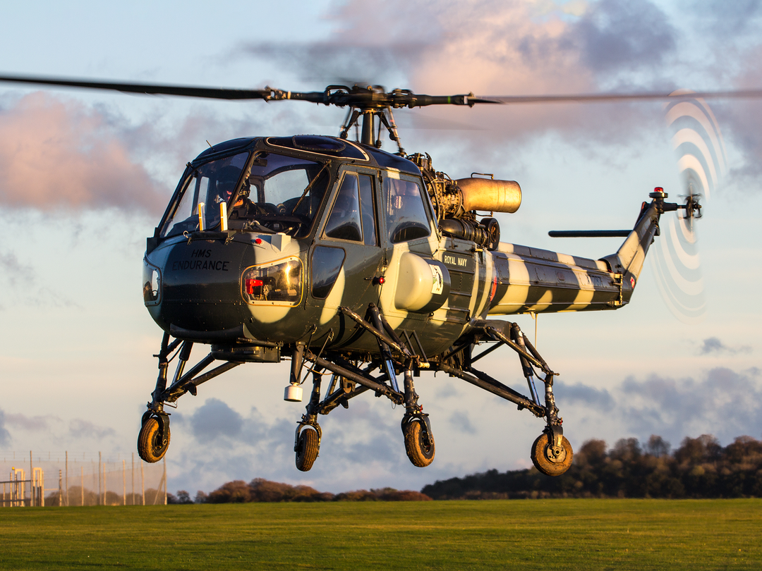 Westland Wasp HAS1 Helicopter in Flight at sunset 2015 Photo Print - Royal Navy Aircraft Posters, Prints, & Visual Artwork Hampshire Prints 6 x 4 No Frame No