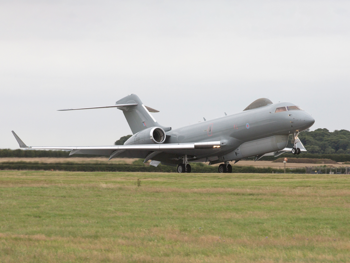 RAF Sentinel Landing Photo Print - Royal Air Force Aircraft Hampshire Prints 6 x 4 No Frame No