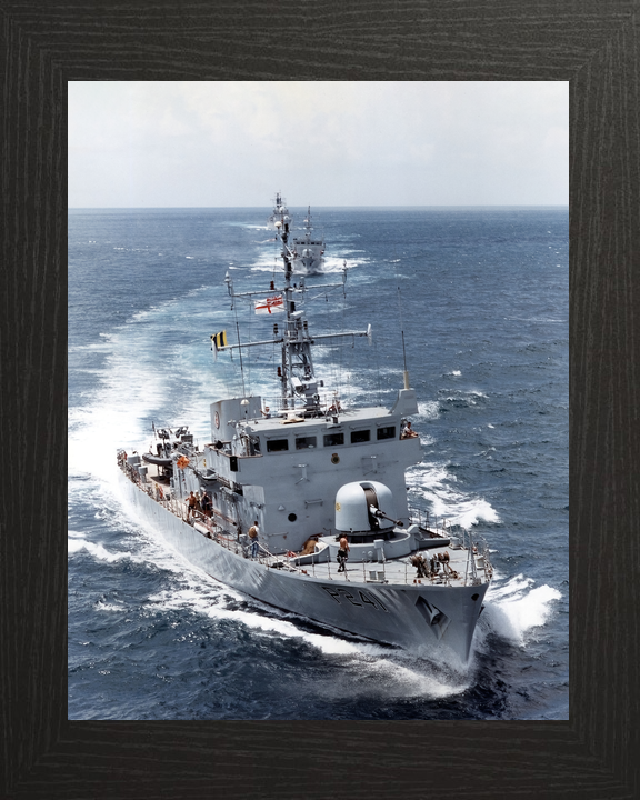 HMS Starling P241 Peacock Class Patrol Vessel Photo Print - Posters, Prints, & Visual Artwork - by Hampshire Prints (image 3 of 9)