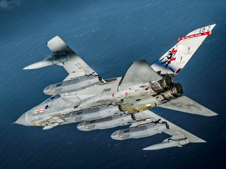 RAF Tornado GR4 of 41 Sqaudron in flight Photo Print - Royal Air Force Aircraft Hampshire Prints 6 x 4 No Frame No