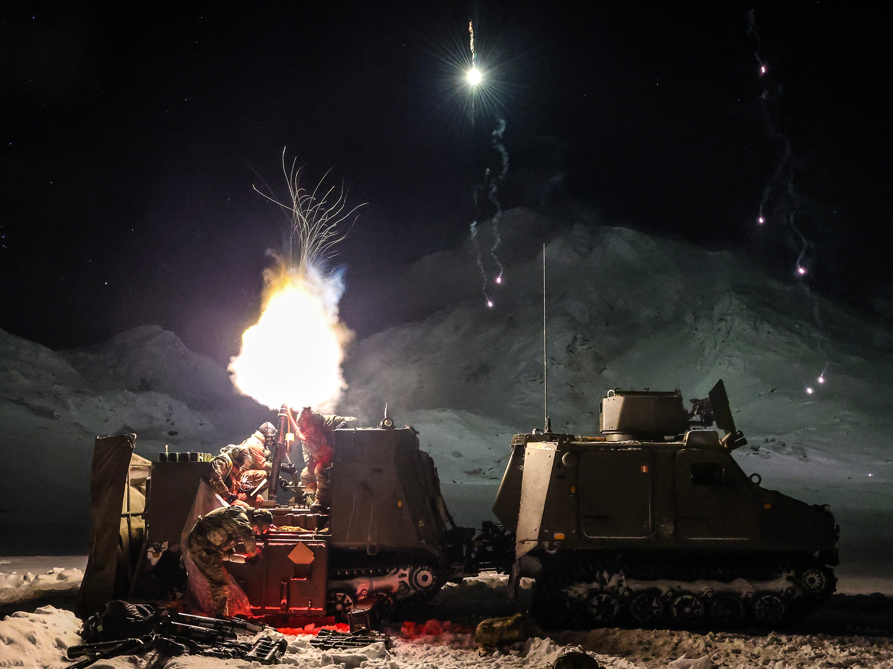 Royal Marine Commando Mortar Team Firing at Night Photo Print 45 Comma ...