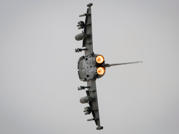 RAF Typhoon FGR4 Banks Sharply July 2016